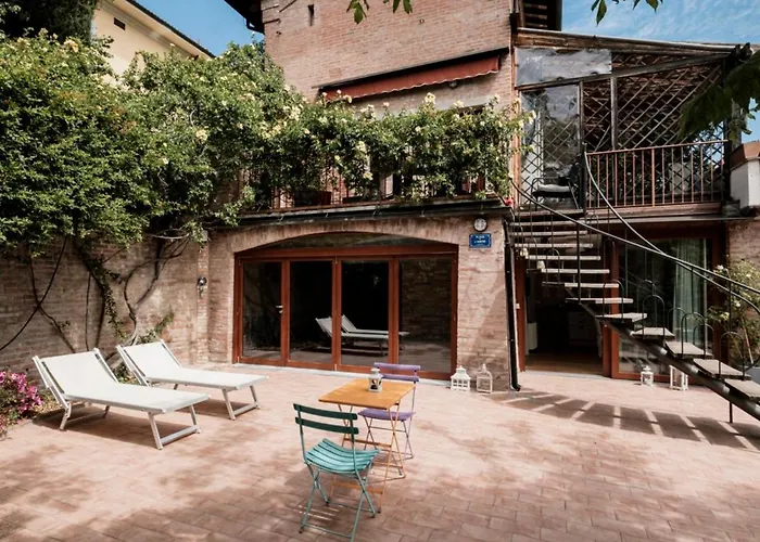 Accademia Al Colle * Bolonia