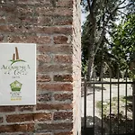 Accademia Al Colle Apartment *