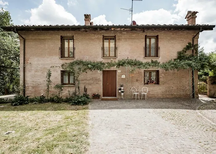 Accademia Al Colle 公寓 *