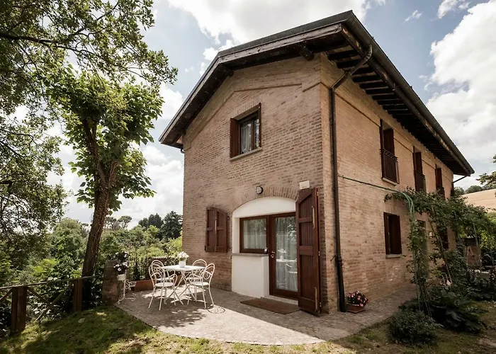 Accademia Al Colle 公寓