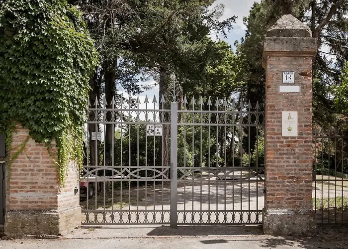 Accademia Al Colle 아파트 볼로냐